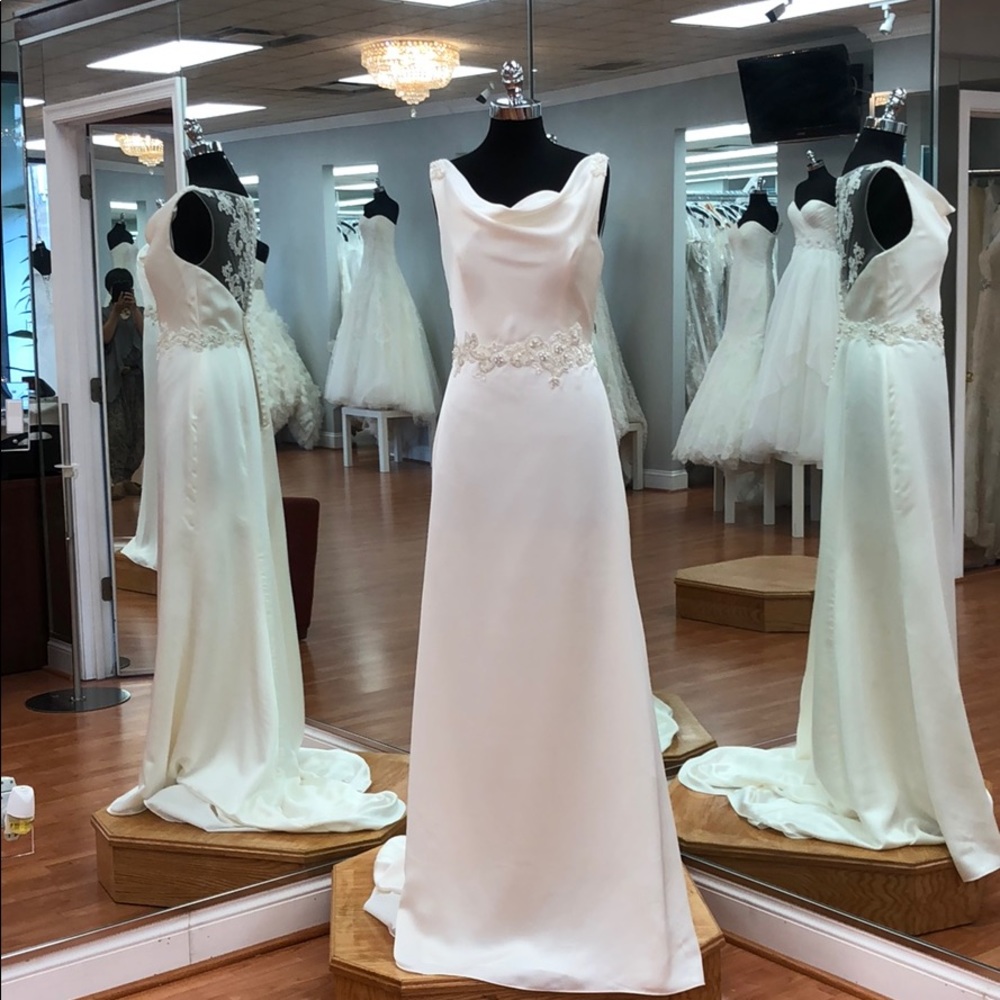 Beautiful satin wedding dress